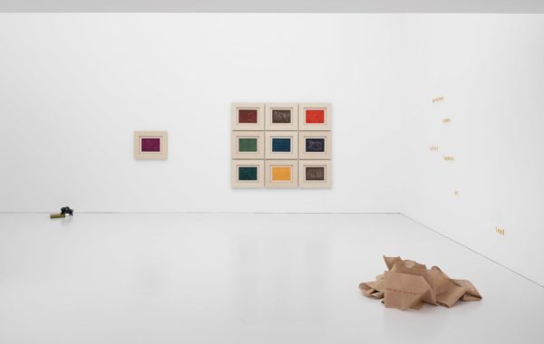 Helen Cammock. Instalação da exibição. 2025. Cortesia de Kate MacGarry Gallery.