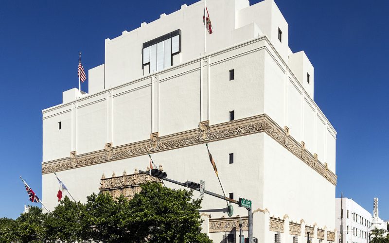 1920px-Wolfsonian_FL1